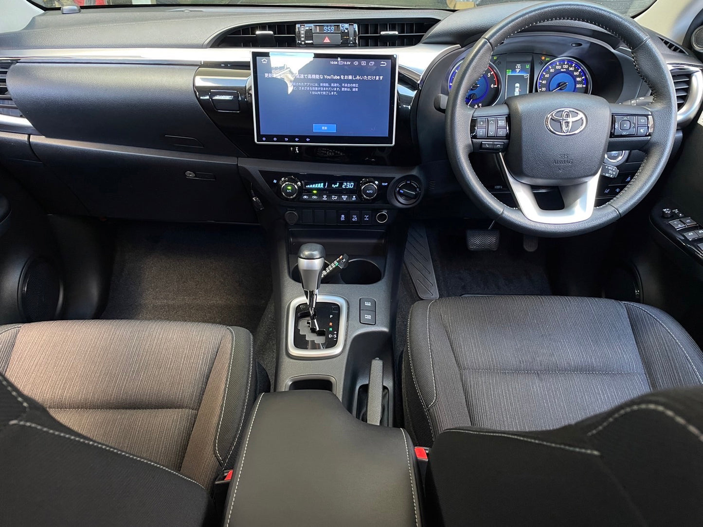 TOYOTA HILAX